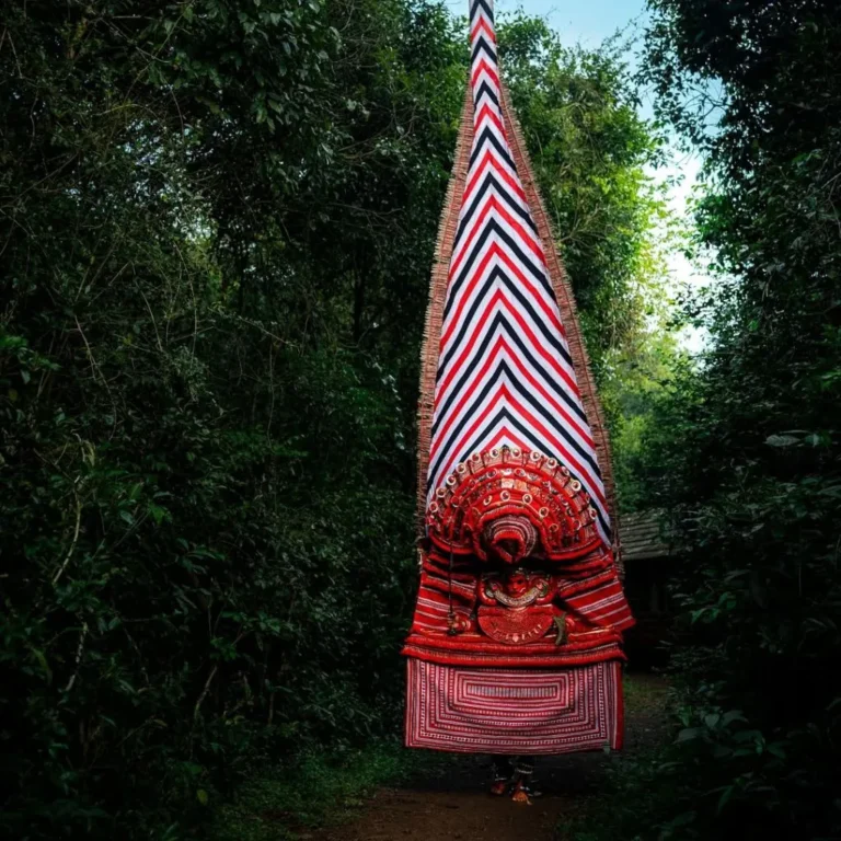 neeliyar bagavathy theyyam
